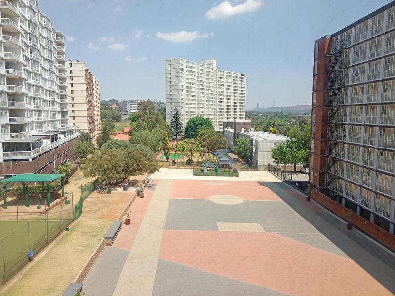 2 Bedroom Property for Sale in Bedford Gardens Gauteng