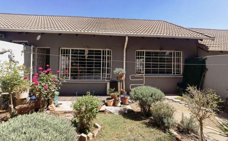 2 Bedroom Property for Sale in Klopperpark Gauteng