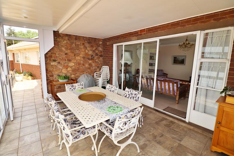 4 Bedroom Property for Sale in Sunnyridge Gauteng