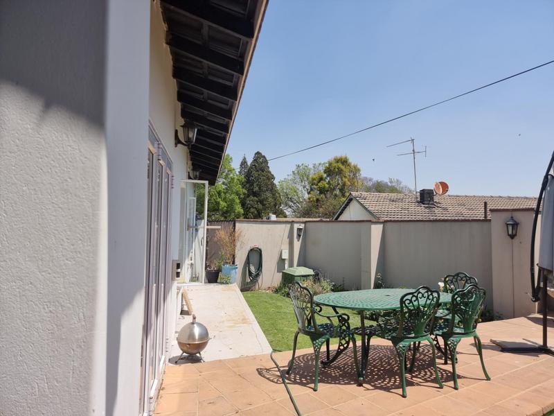 4 Bedroom Property for Sale in Edenvale Central Gauteng