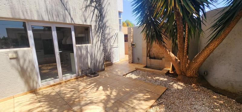 3 Bedroom Property for Sale in Sunward Park Gauteng