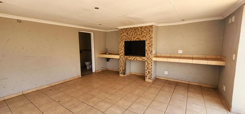 3 Bedroom Property for Sale in Sunward Park Gauteng