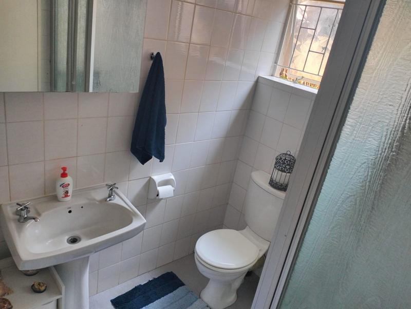 2 Bedroom Property for Sale in Rant En Dal Gauteng