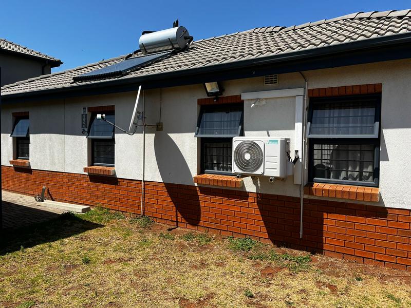 3 Bedroom Property for Sale in Albertsdal Gauteng