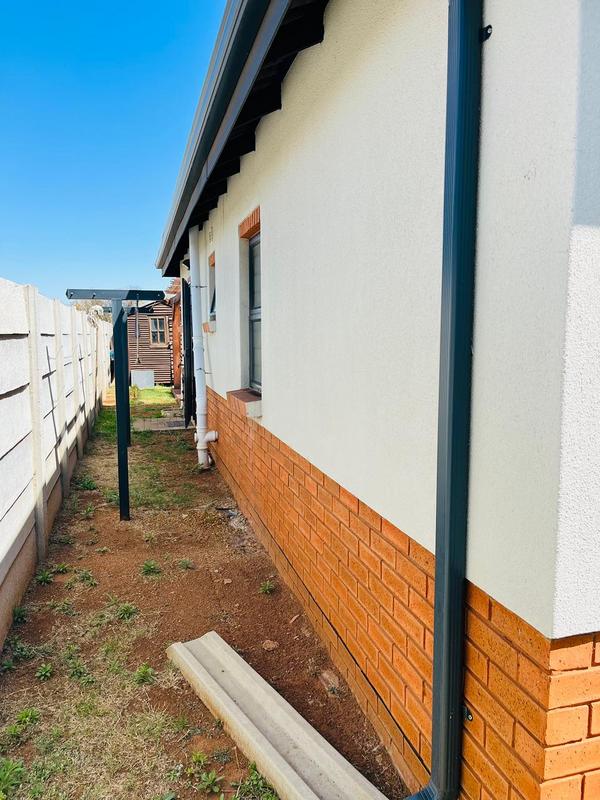 3 Bedroom Property for Sale in Albertsdal Gauteng