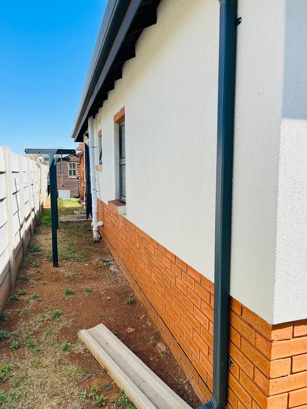 3 Bedroom Property for Sale in Albertsdal Gauteng