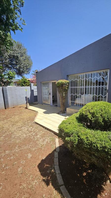 4 Bedroom Property for Sale in Westdene Gauteng