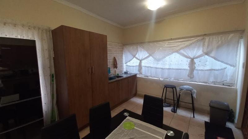 4 Bedroom Property for Sale in Mountain View Gauteng