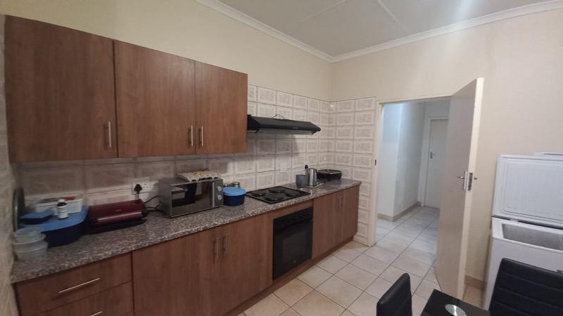 4 Bedroom Property for Sale in Mountain View Gauteng