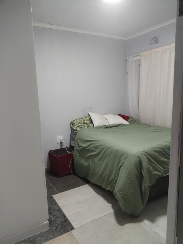 To Let 1 Bedroom Property for Rent in Birchleigh Gauteng