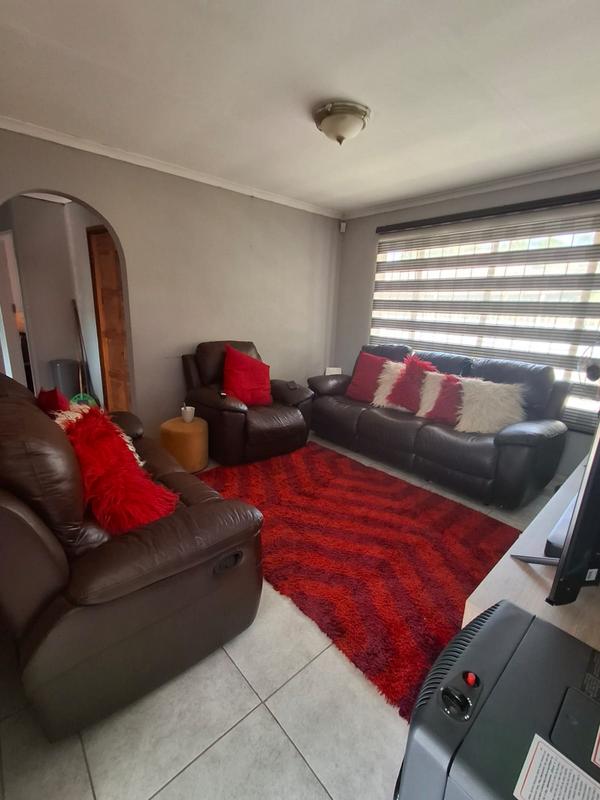 3 Bedroom Property for Sale in The Orchards Gauteng