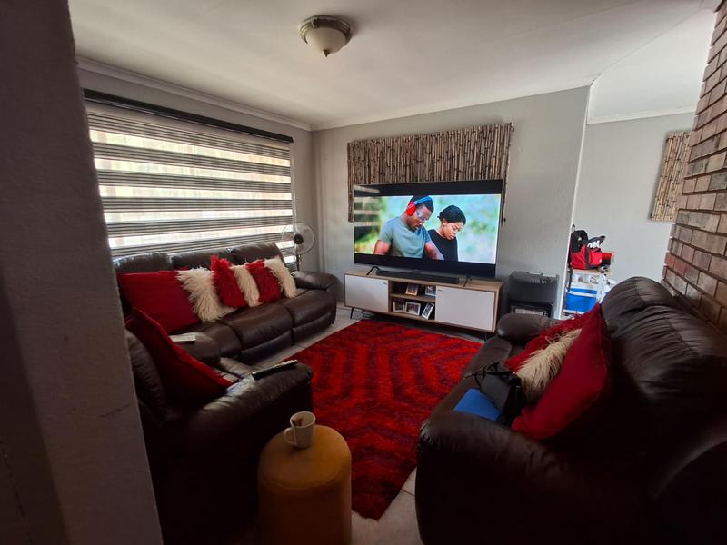 3 Bedroom Property for Sale in The Orchards Gauteng