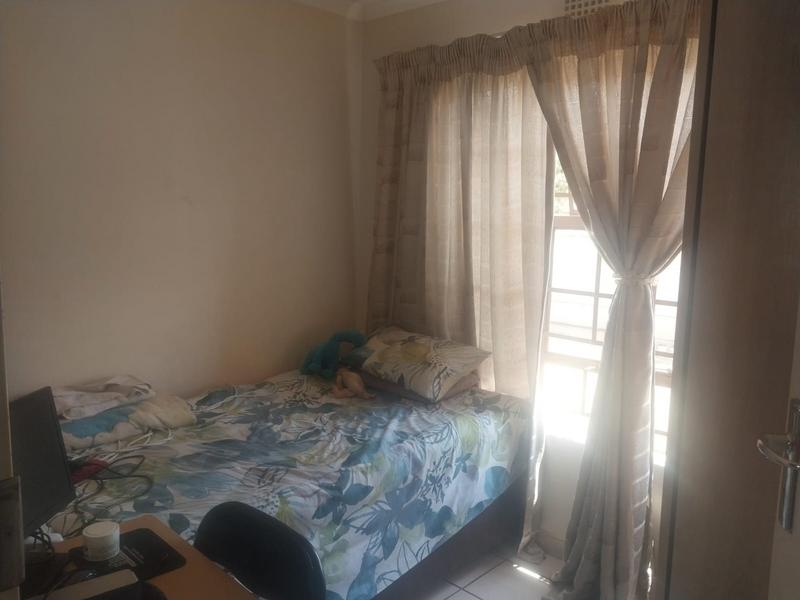 3 Bedroom Property for Sale in Clayville Gauteng