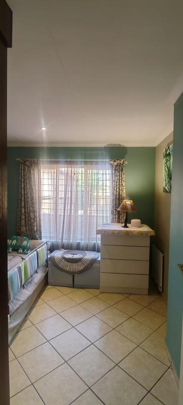 2 Bedroom Property for Sale in The Reeds Gauteng