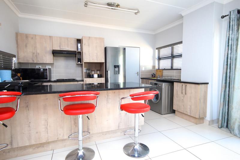 3 Bedroom Property for Sale in Thatchfield Gauteng