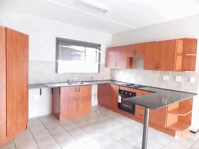 To Let 2 Bedroom Property for Rent in Bardene Gauteng