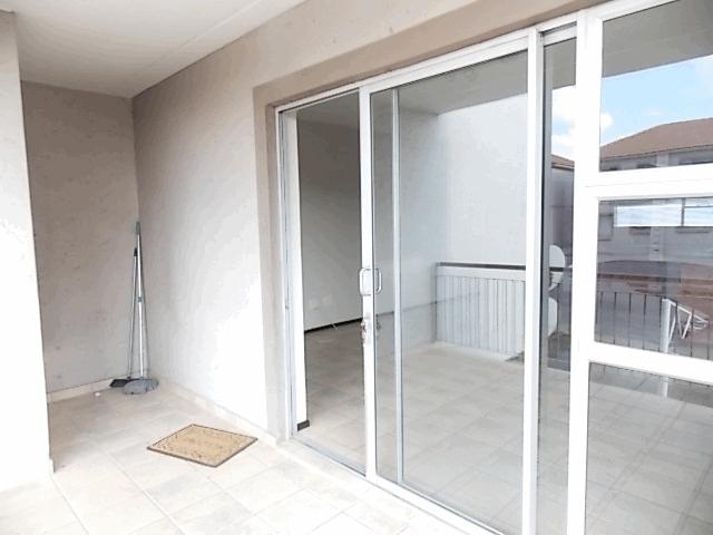 To Let 2 Bedroom Property for Rent in Bardene Gauteng