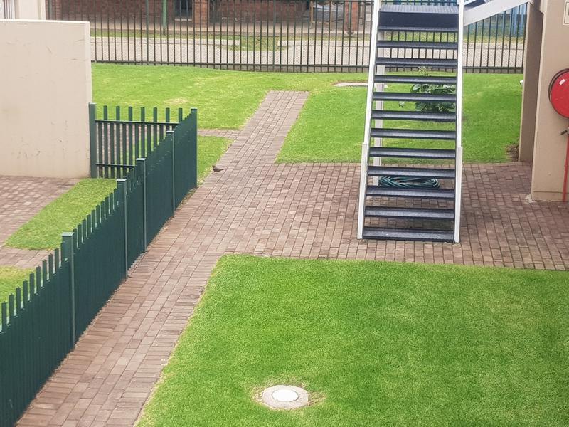 To Let 2 Bedroom Property for Rent in Parkdene Gauteng