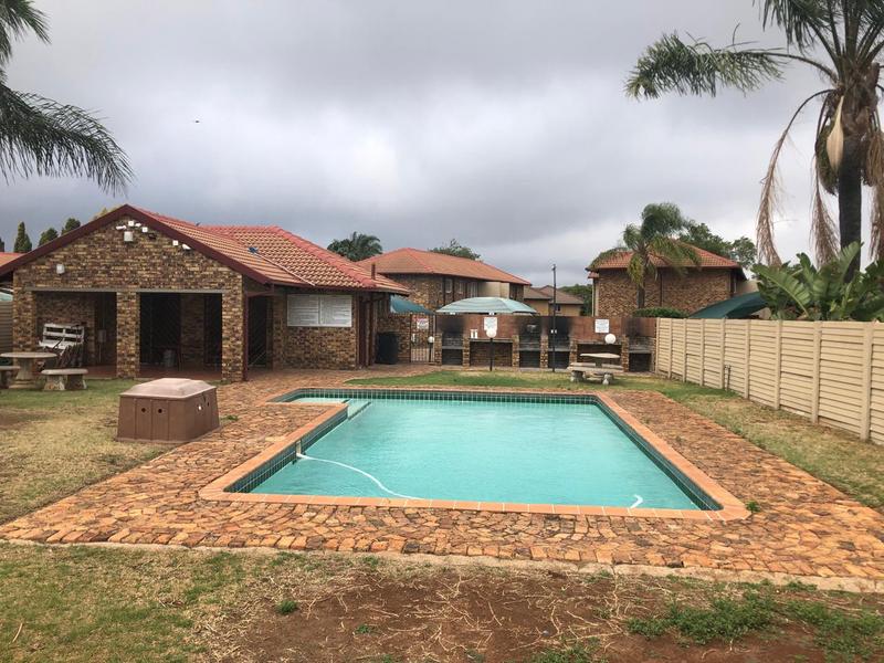 1 Bedroom Property for Sale in Moreleta Park Gauteng