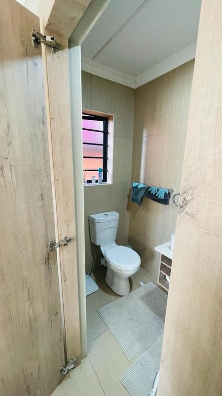 2 Bedroom Property for Sale in Annlin Gauteng