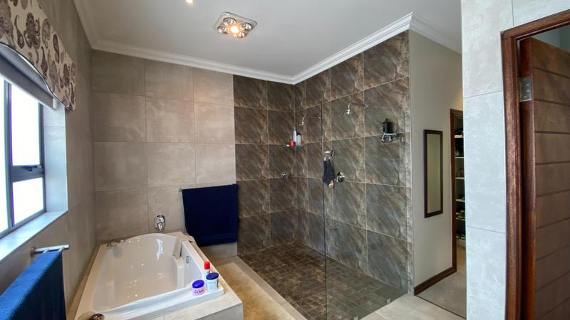 4 Bedroom Property for Sale in Midstream Ridge Gauteng