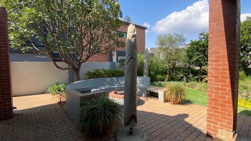 4 Bedroom Property for Sale in Midstream Ridge Gauteng