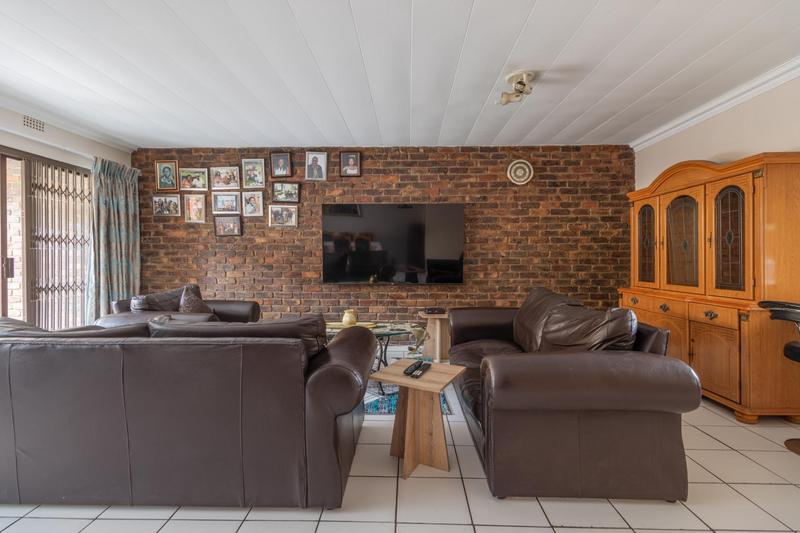 3 Bedroom Property for Sale in Florida Gauteng