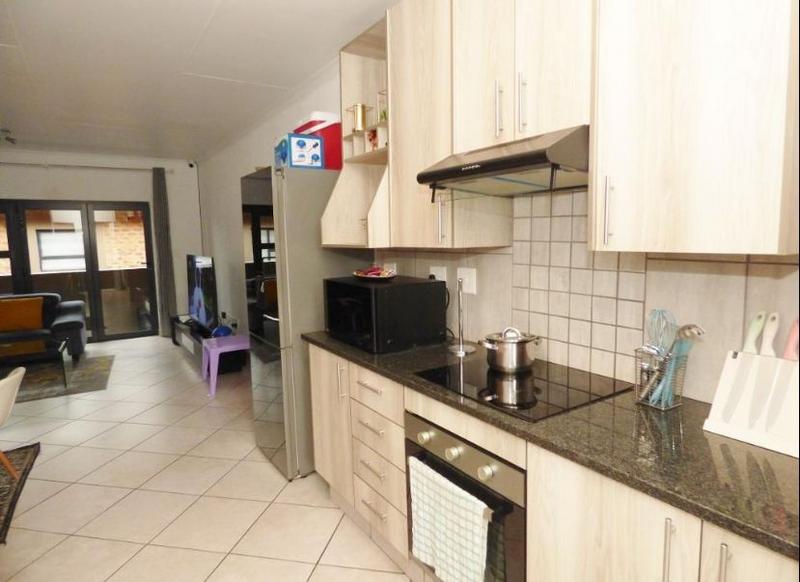 To Let 3 Bedroom Property for Rent in Beyers Park Gauteng