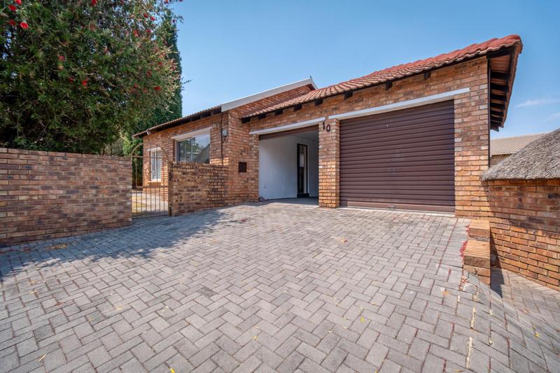 2 Bedroom Property for Sale in Radiokop Gauteng