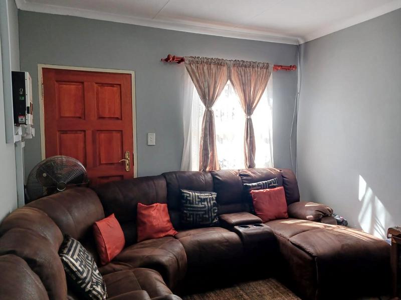 2 Bedroom Property for Sale in Bram Fischerville Gauteng