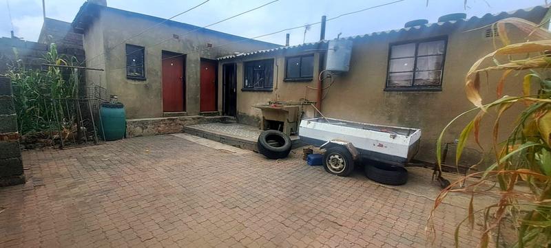 2 Bedroom Property for Sale in Meadowlands Gauteng