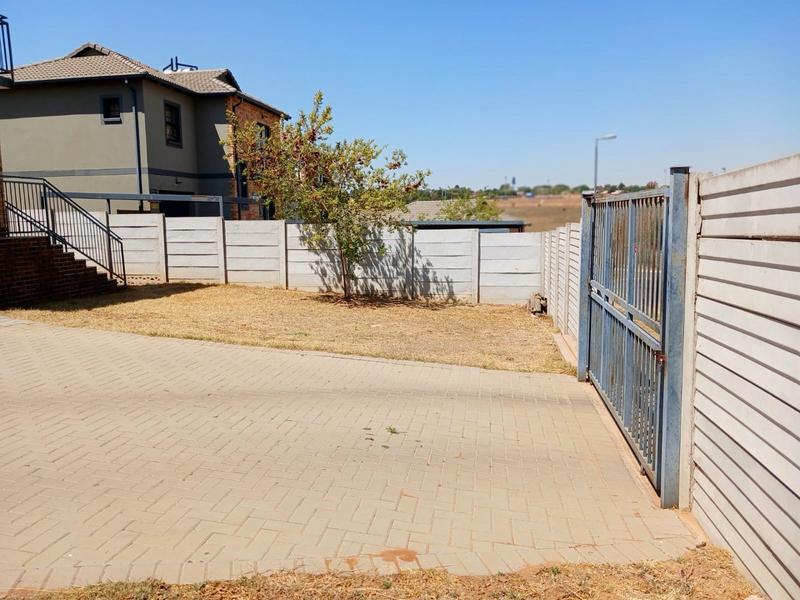 3 Bedroom Property for Sale in Mindalore Gauteng