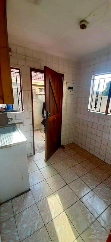 2 Bedroom Property for Sale in Protea Glen Gauteng