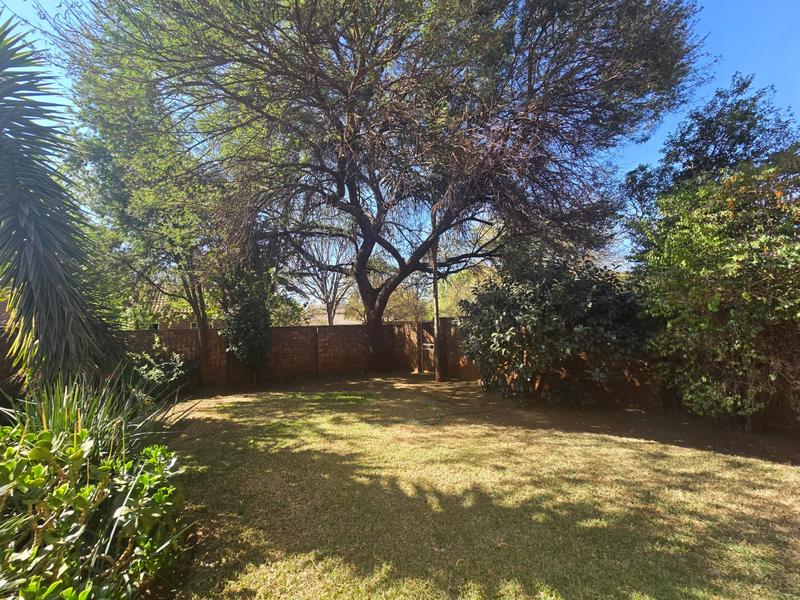 To Let 2 Bedroom Property for Rent in Equestria Gauteng