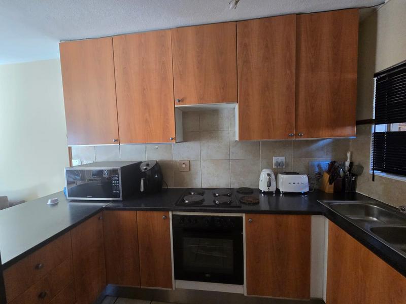 To Let 2 Bedroom Property for Rent in Equestria Gauteng