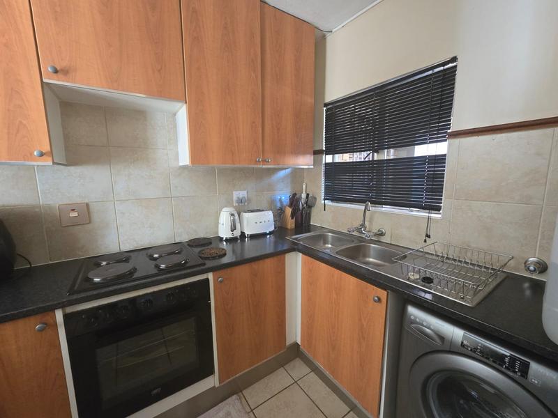 To Let 2 Bedroom Property for Rent in Equestria Gauteng