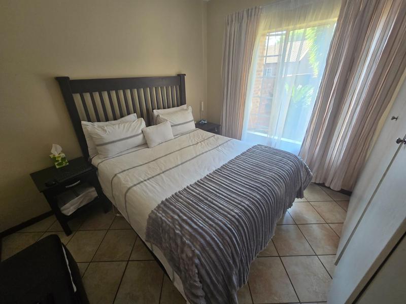 To Let 2 Bedroom Property for Rent in Equestria Gauteng