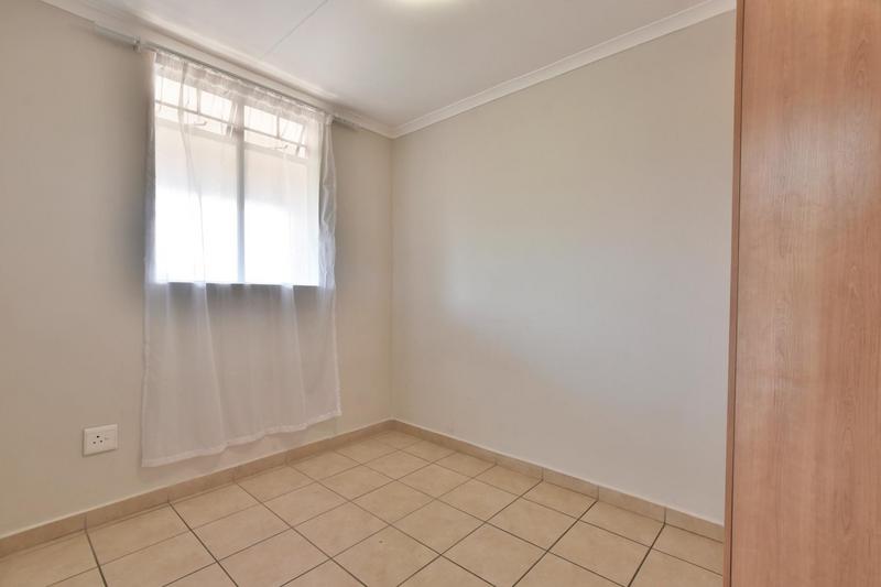 2 Bedroom Property for Sale in Olifantsvlei Gauteng