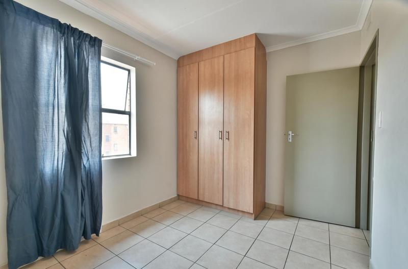 2 Bedroom Property for Sale in Olifantsvlei Gauteng