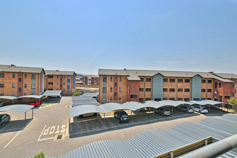 2 Bedroom Property for Sale in Olifantsvlei Gauteng