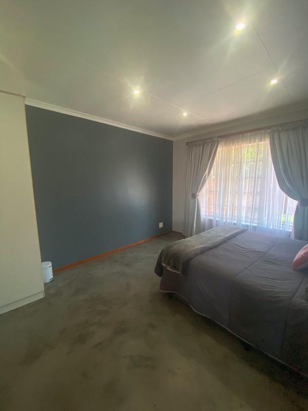 2 Bedroom Property for Sale in Montana Gauteng