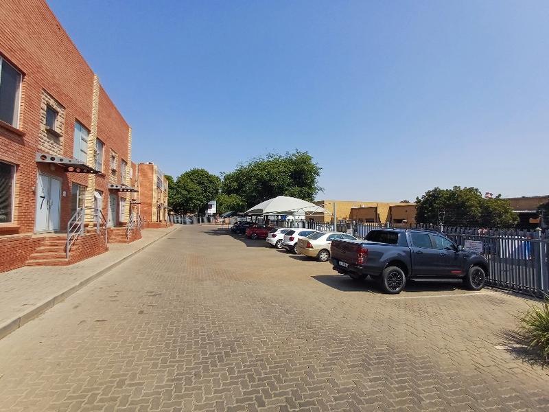 To Let commercial Property for Rent in Hennopspark Gauteng