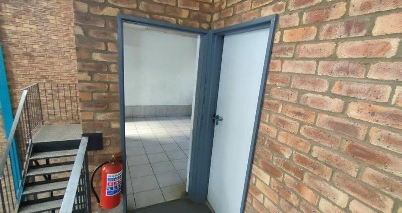 To Let commercial Property for Rent in Randjespark Gauteng