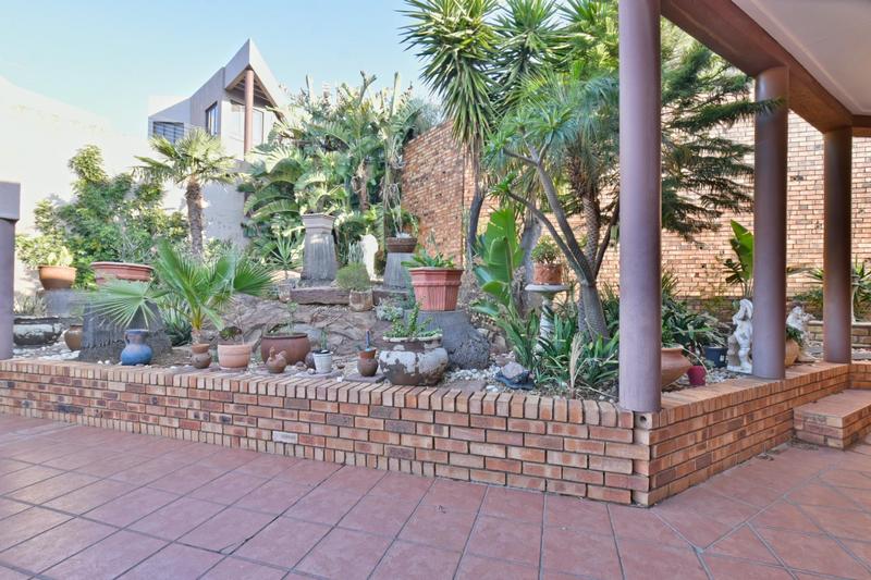 3 Bedroom Property for Sale in Bassonia Gauteng