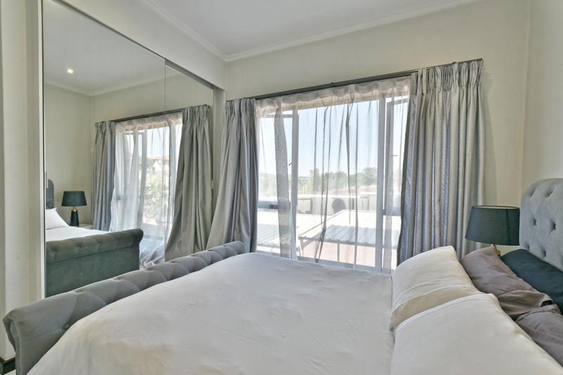 1 Bedroom Property for Sale in Lonehill Gauteng