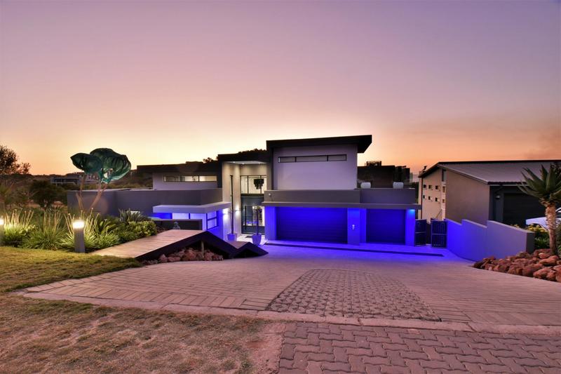 6 Bedroom Property for Sale in Eye of Africa Gauteng