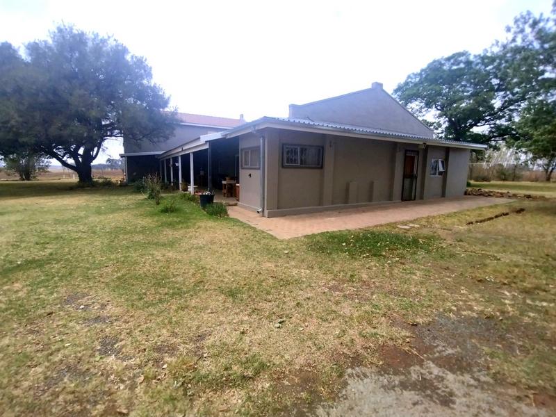 5 Bedroom Property for Sale in Gardenvale A H Gauteng