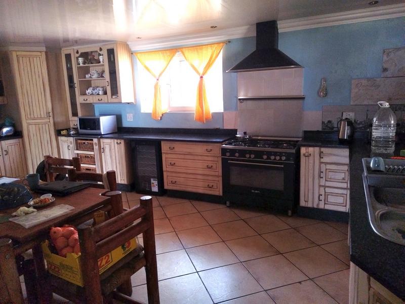 5 Bedroom Property for Sale in Gardenvale A H Gauteng