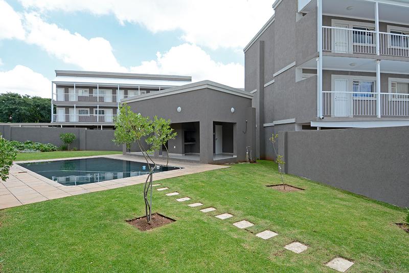 2 Bedroom Property for Sale in Buccleuch Gauteng