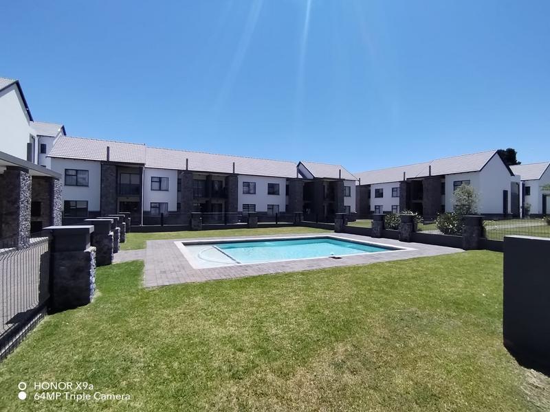 To Let 2 Bedroom Property for Rent in Glen Marais Gauteng